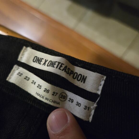 One Teaspoon Freebird II Jeans 28 Black Zip Hem Distressed Flawed - Picture 3 of 8